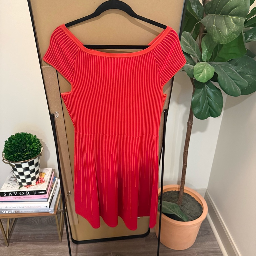 French Connection Red Ribbed Dress - Picture 3 of 4